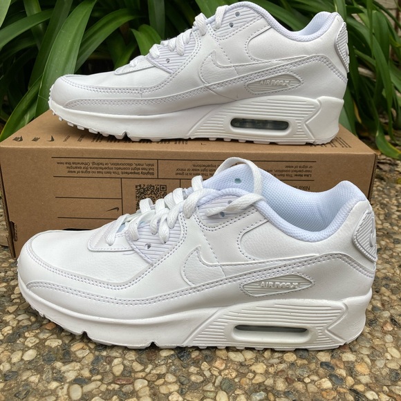 Nike Air Max 90 LTR - Picture 2 of 6